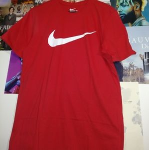 Nike t-shirt